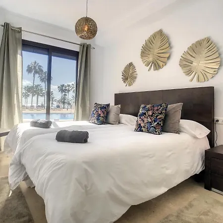 Duquesa Superb Seafront Apartment Marina Real Manilva Buitenkant foto