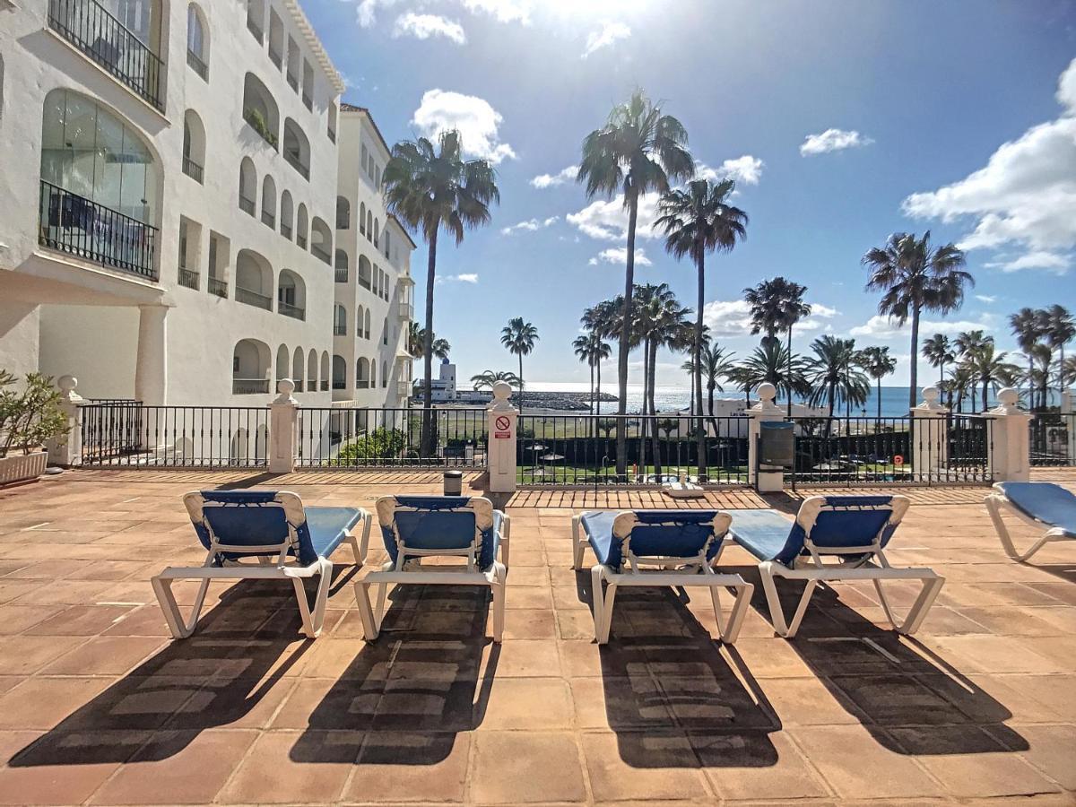 Apartamento Duquesa Superb Seafront Marina Real