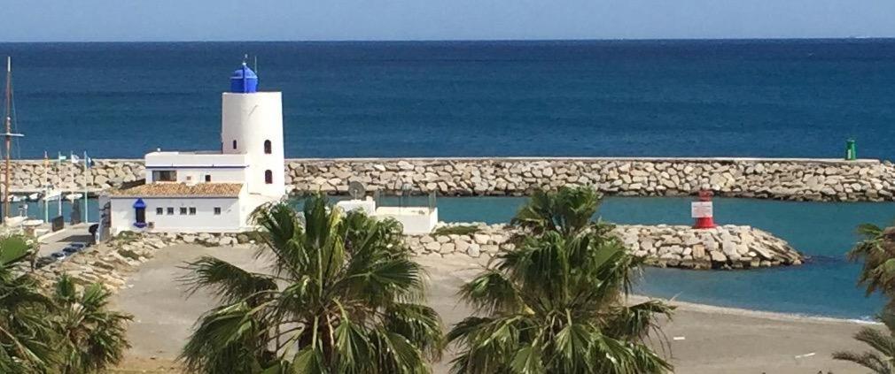 Duquesa Superb Seafront Marina Real * Manilva